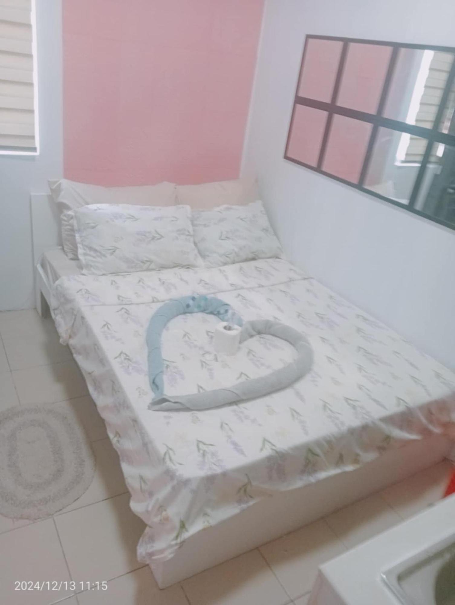 Urban Deca Staycation Mandaluyong Eksteriør bilde
